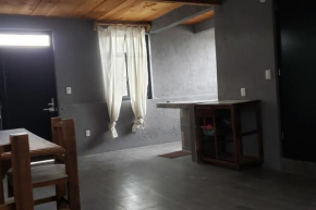 Loft pequeño con estacionamiento gratuito